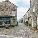 Chamber End Fold Skipton